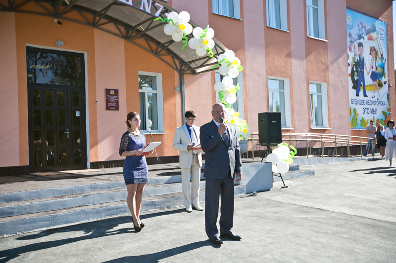 Руководители Оренбургской области поздравят школьников с Днем знаний